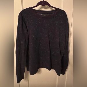 Tek Gear sweatshirt.